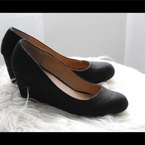 Black soft Wedges from CL by Laundry
